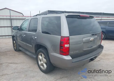 2008 Chevrolet Tahoe Ltz z USA, uszkodzony, nr VIN 1GNFC13028R169597
